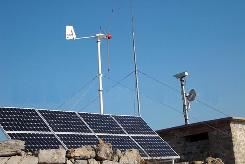 tawm Grid Cua Hnub Ci Hybrid Fais Fab Rau Tsev Siv